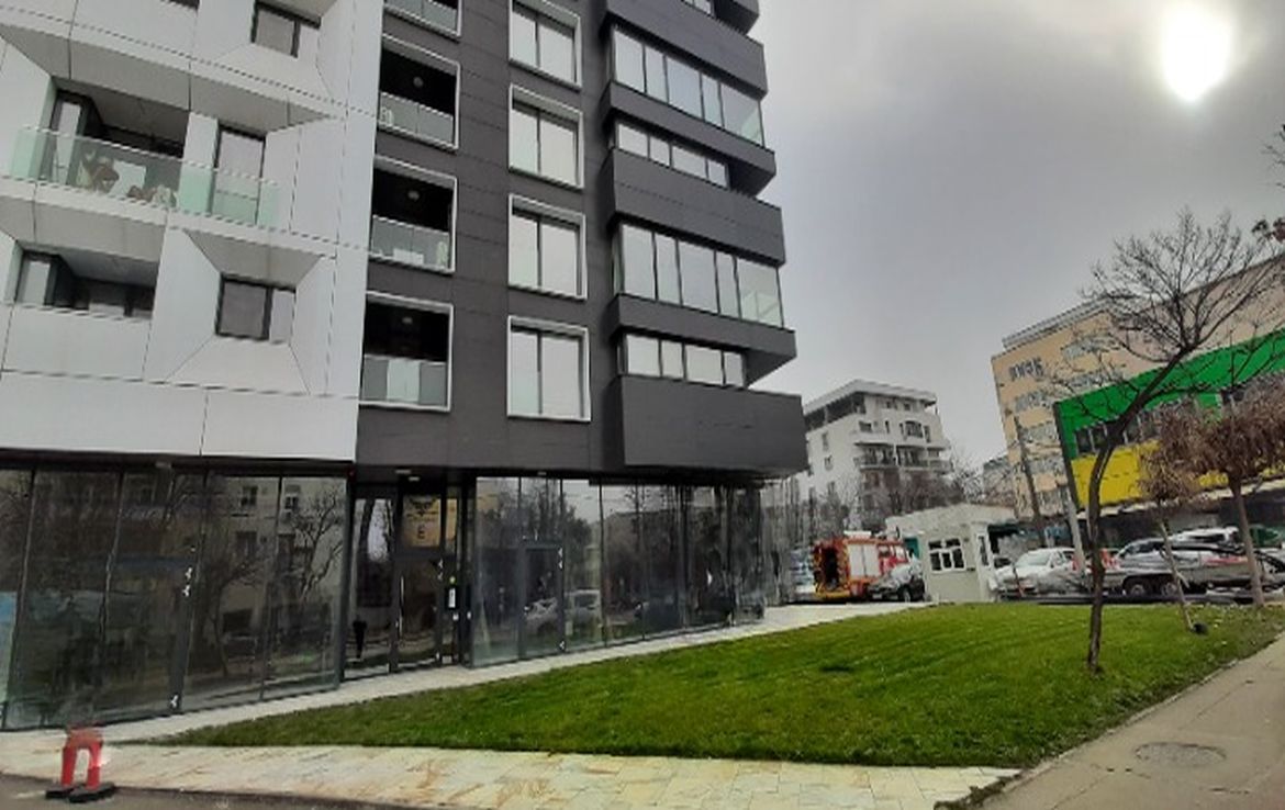 Spatiu comercial de inchiriat pe Bd. Barbu Vacarescu, vedere fatada