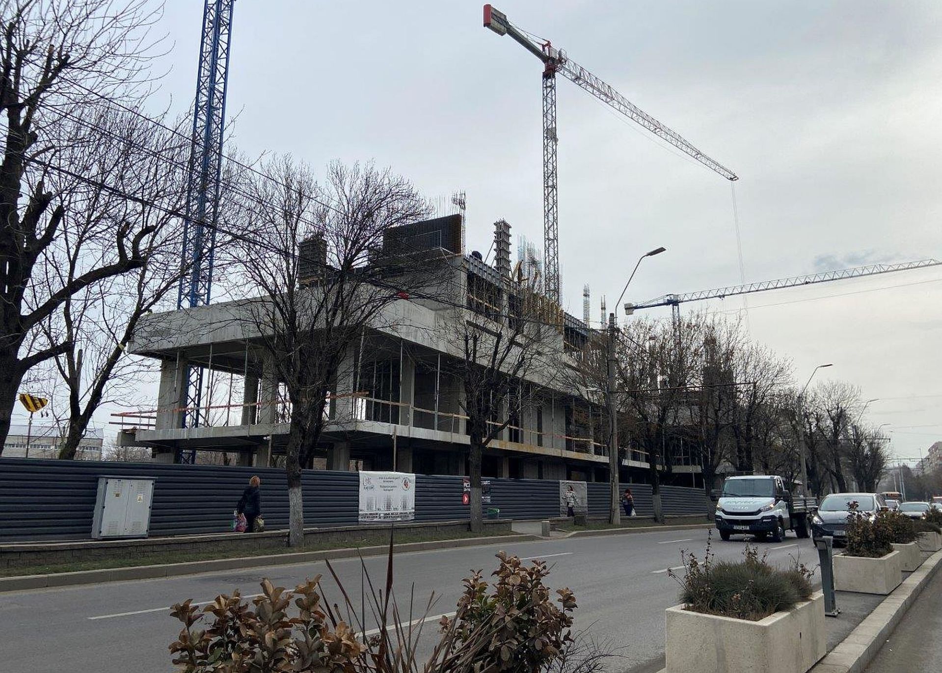 Big Residence spatii comerciale de inchiriat metrou Piata Sudului. Imagine stadiu constructie