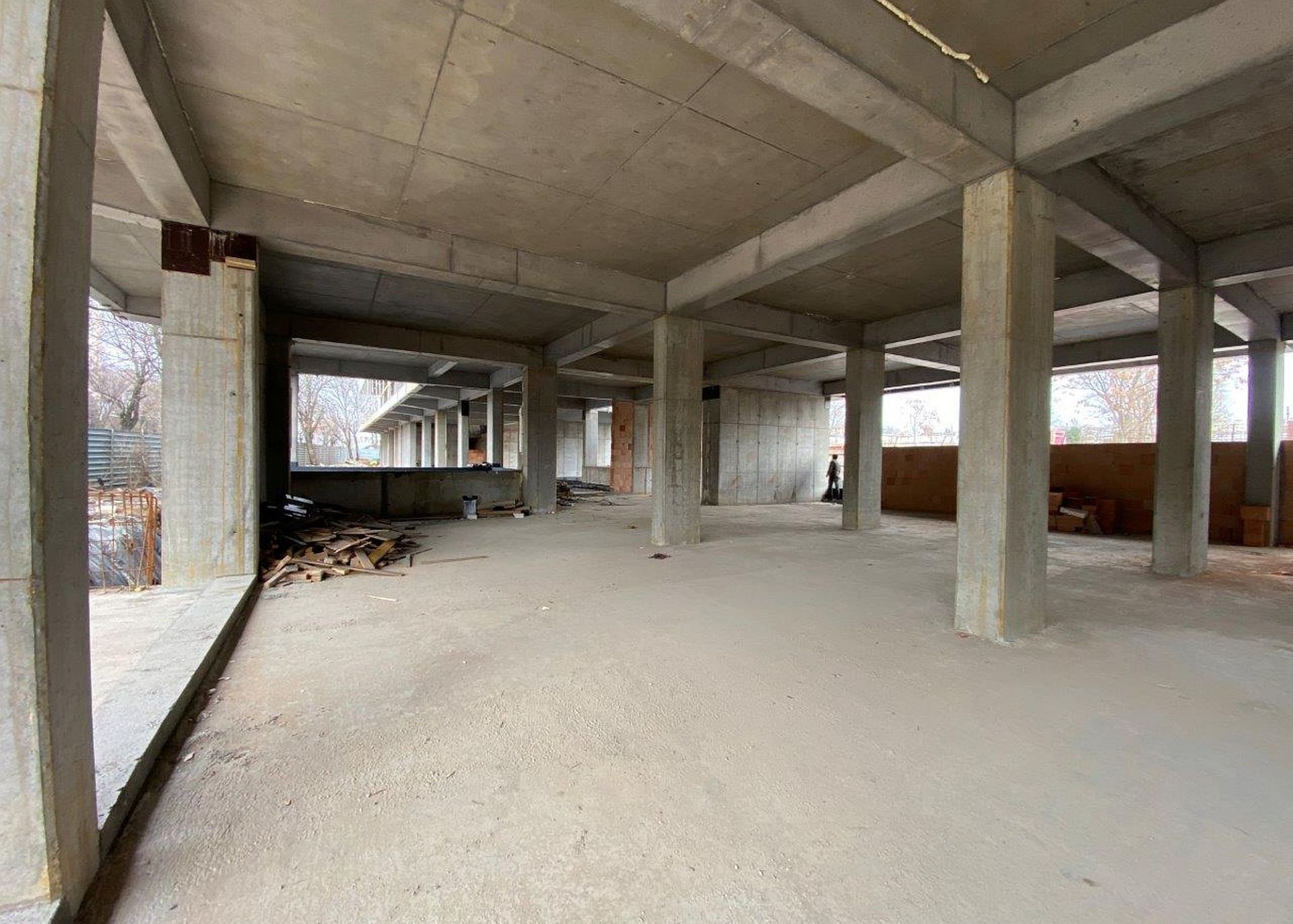 Big Residence spatii comerciale de inchiriat metrou Piata Sudului.  Imagine stadiu constructie spatiu interior