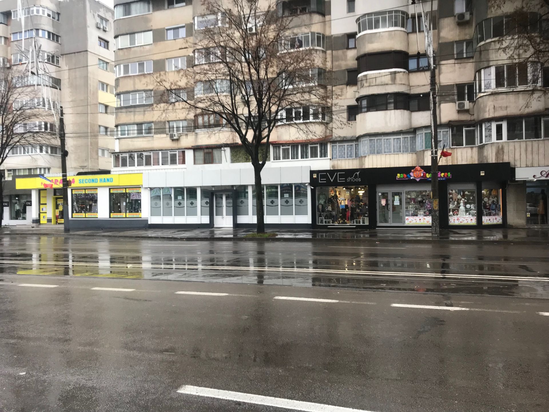 Spatiu comercial de inchiriat in Braila in zona ultracentrala. Vedere fatada