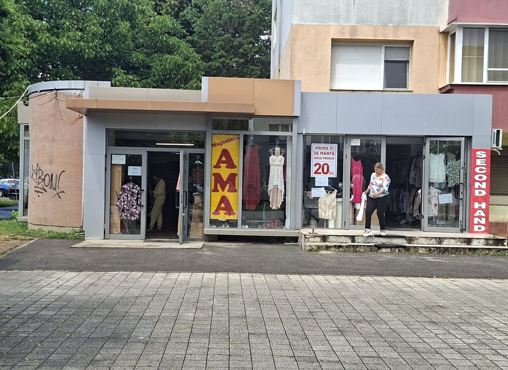 Spatiu comercial de vanzare, Hunedoara - poza fata.jpeg