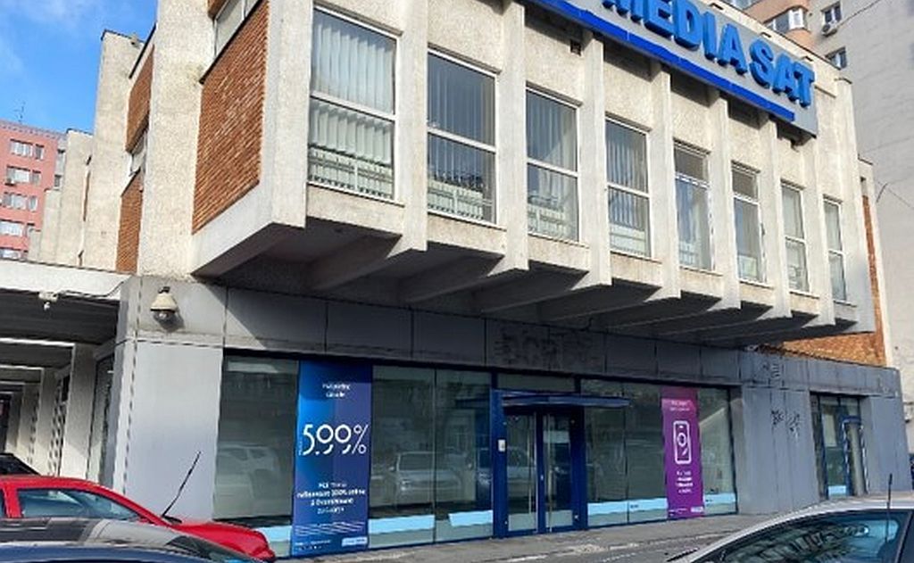 Spatiu comercial de inchiriat in sectorul 2, Bulevardul Ferdinand 99, vedere fatada