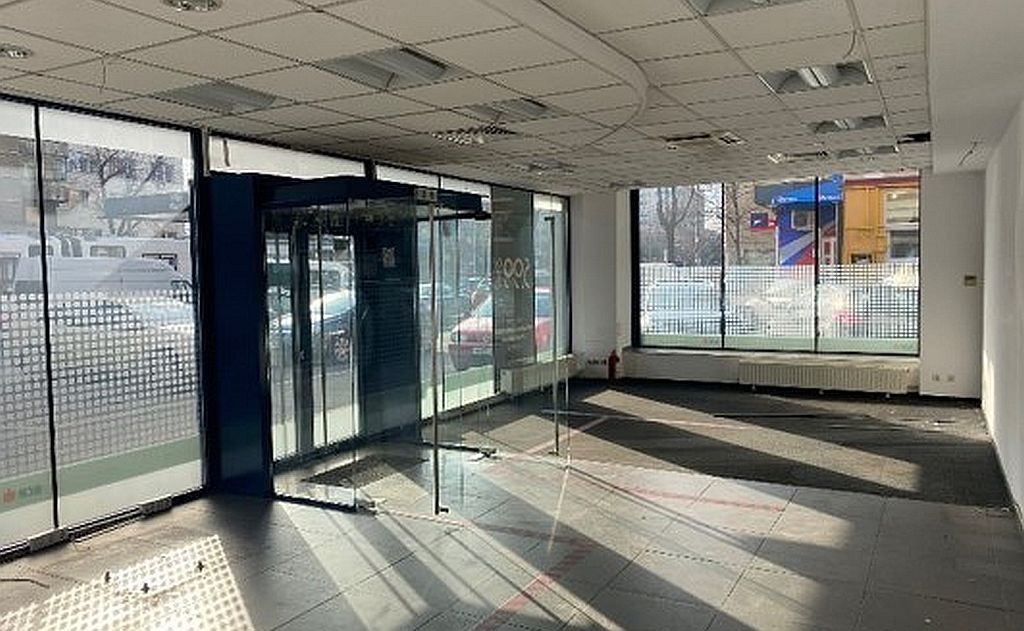 Spatiu comercial de inchiriat in sectorul 2, Bulevardul Ferdinand 99, cadru interior