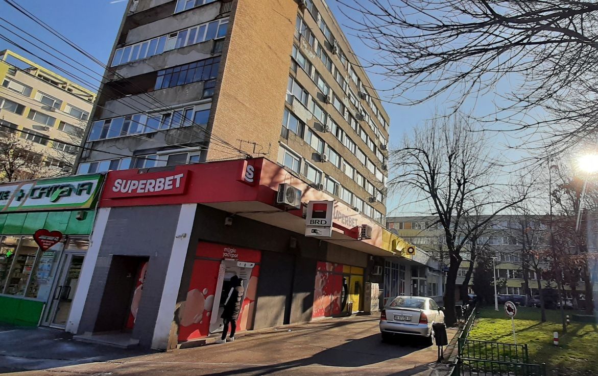 Spatiu comercial de inchiriat in sectorul 2, Bulevardul Garii Obor 10, imagine laterala dreapta