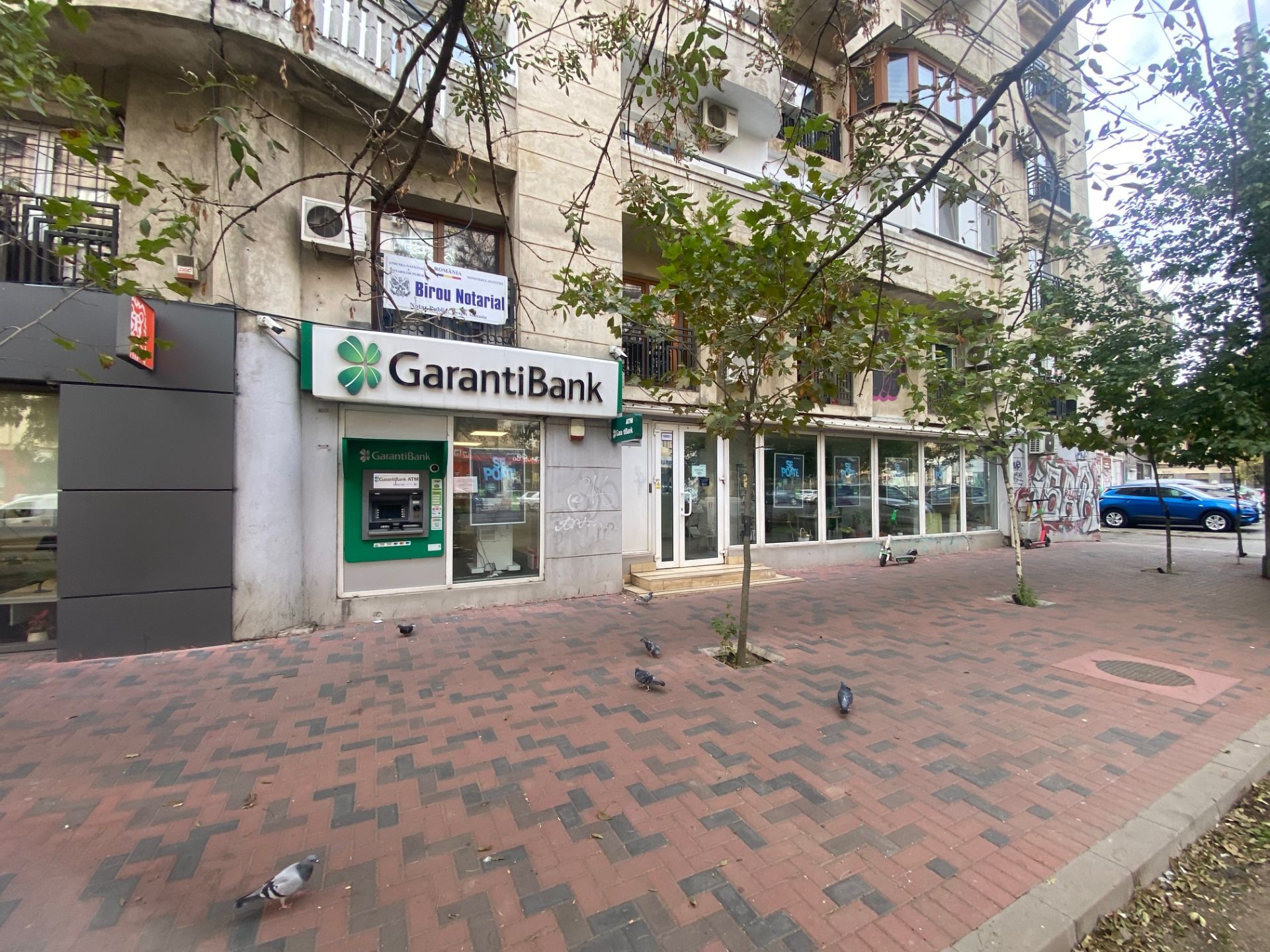 Spatiu comercial de vanzare, pe Bulevardul Corneliu Coposu 3-5, Bucuresti - zona ultracentrala. Vedere acces pietonal