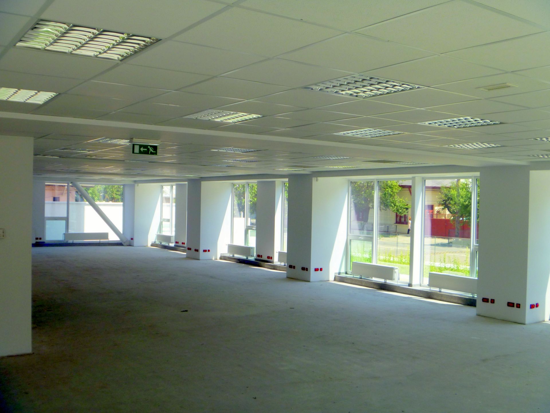 Spatiu comercial de inchiriat la Cube Center, poza spatiu interior