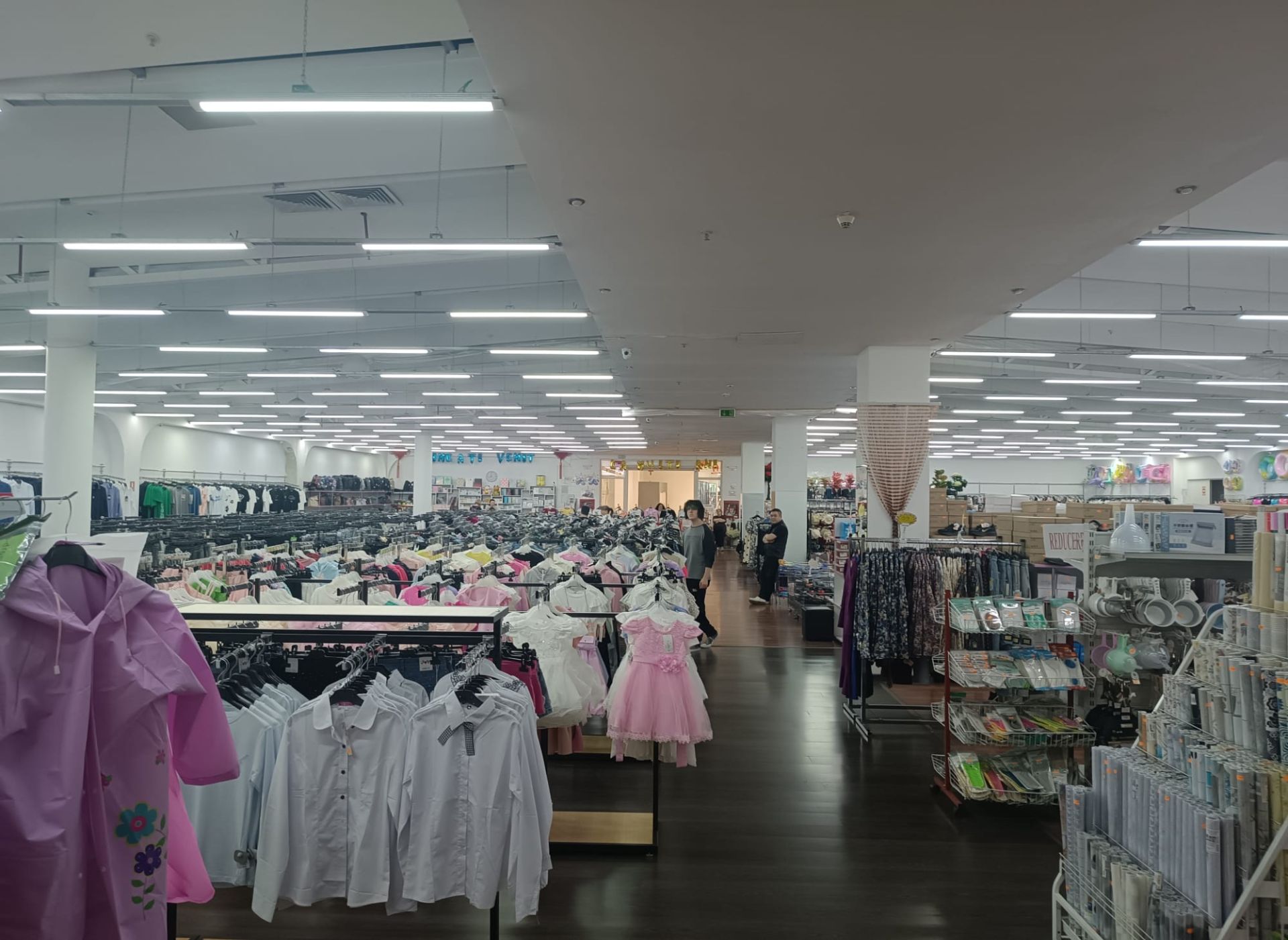 Spatiu comercial de inchiriat in Eliana Mall - poza interior 2.jpeg