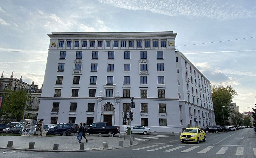 H Victoriei 109  spatii comerciale de inchiriat Bucuresti central cadru general cladire