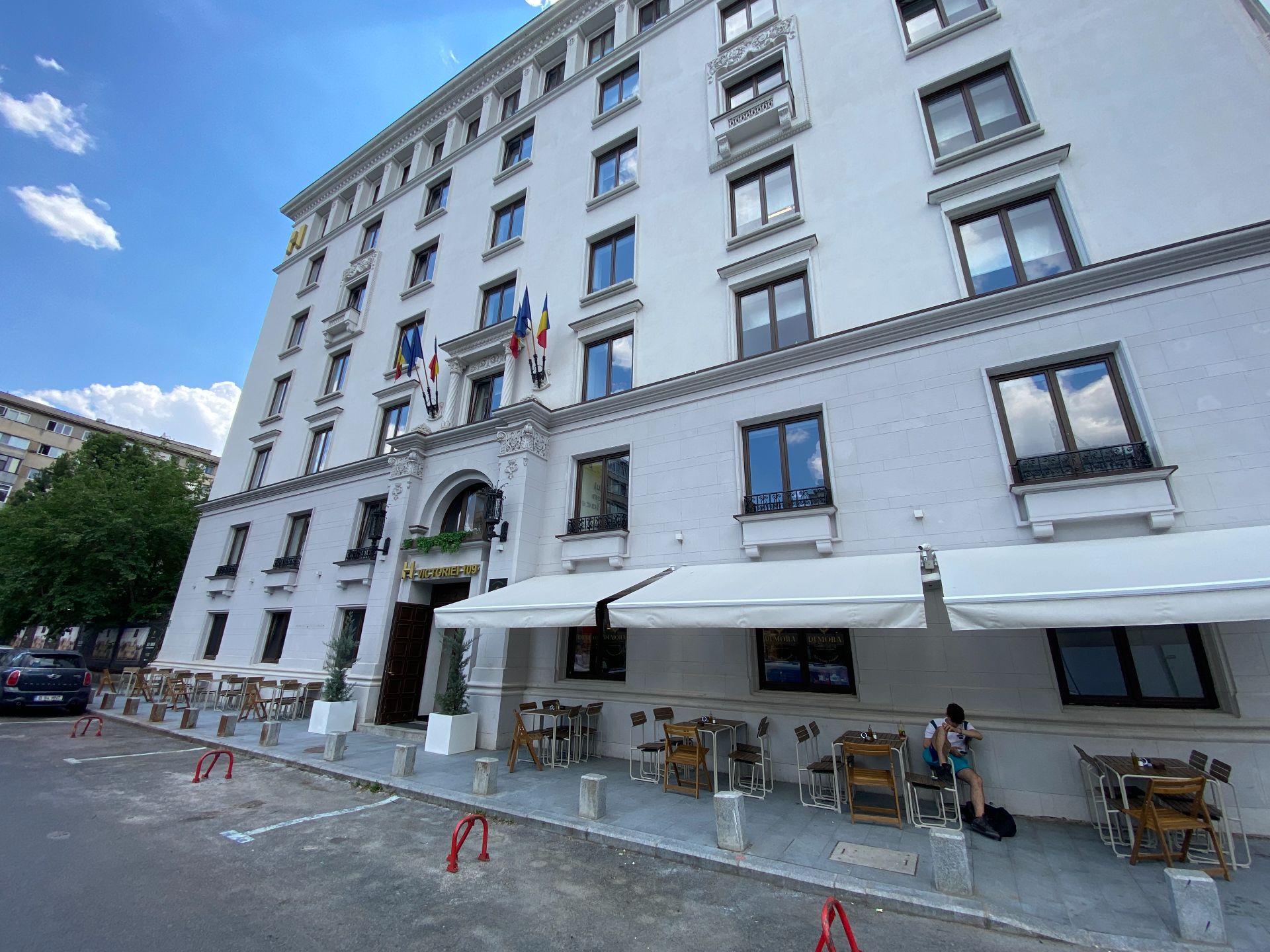 H Victoriei 109  spatii comerciale de inchiriat Bucuresti central vedere fatada 