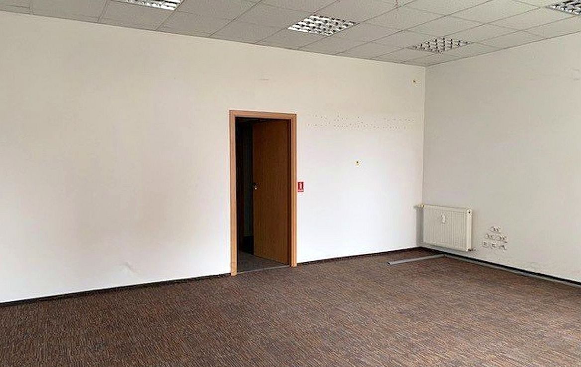 Spatiu comercial de inchiriat in sectorul 1, Bulevardul Ion Mihalache 187, spatiu interior