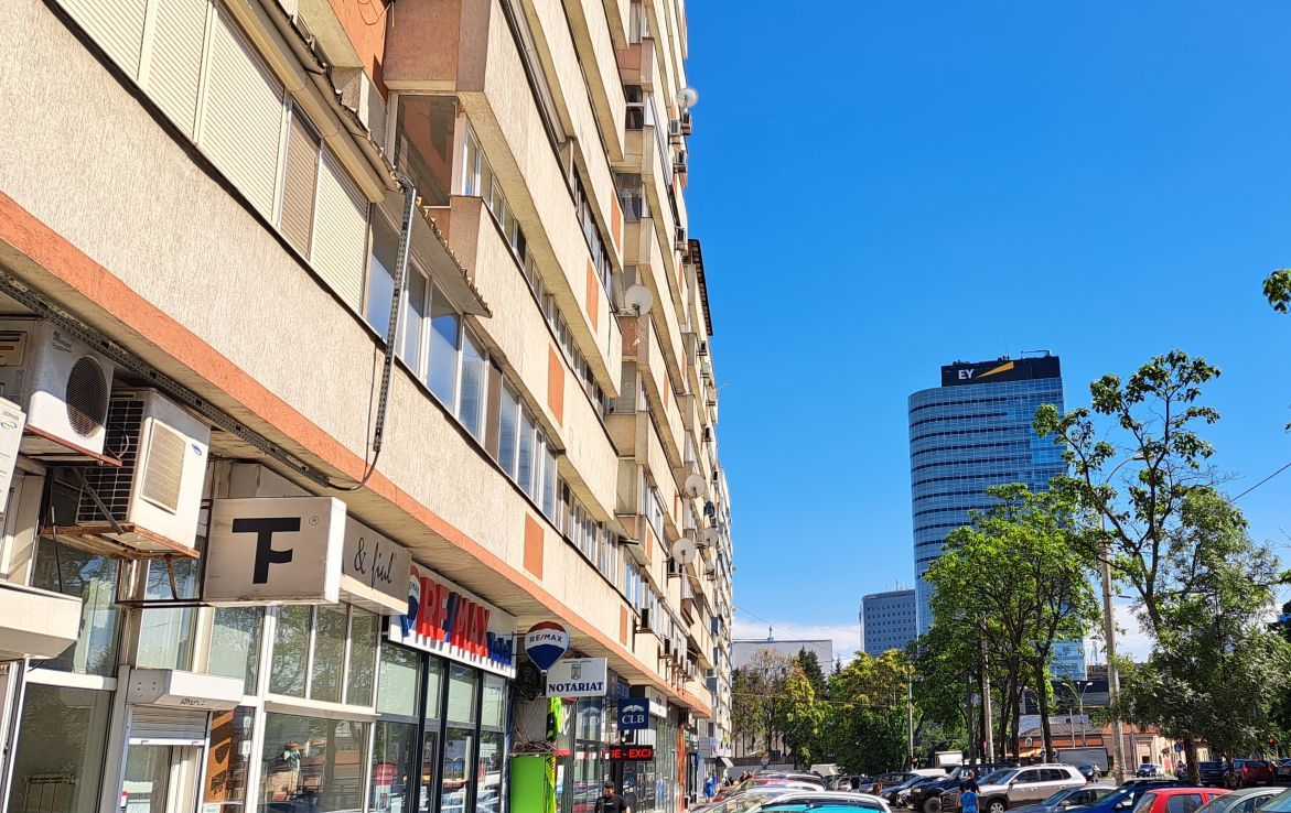 Spatiu comercial de inchiriat in sectorul 1, Bulevardul Ion Mihalache 42, vedere stradala