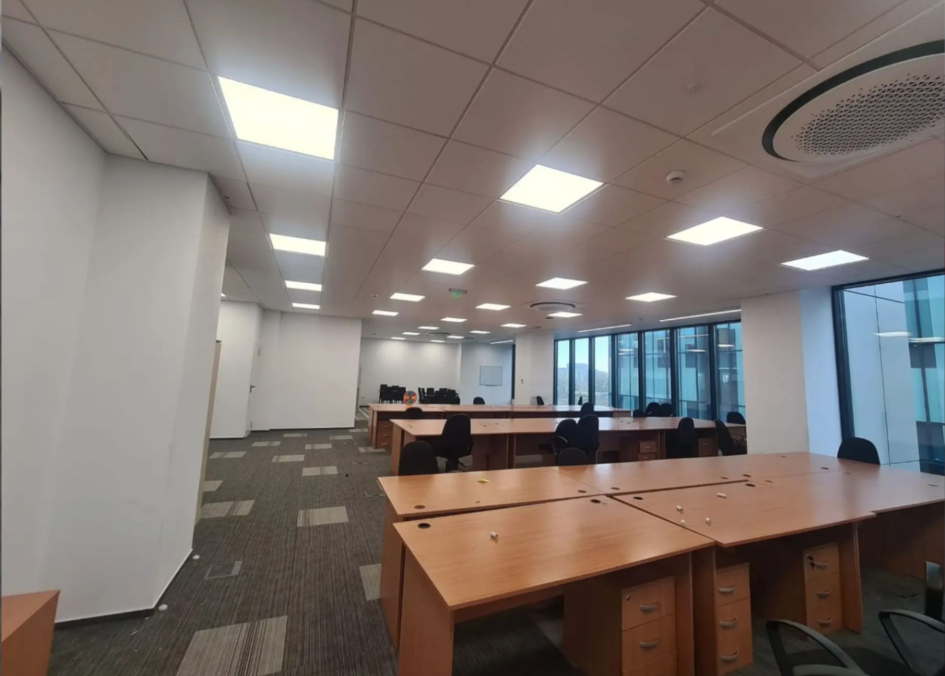 inchiriere spatiu comercial Iuliu Maniu 6, poza interior 3.jpeg