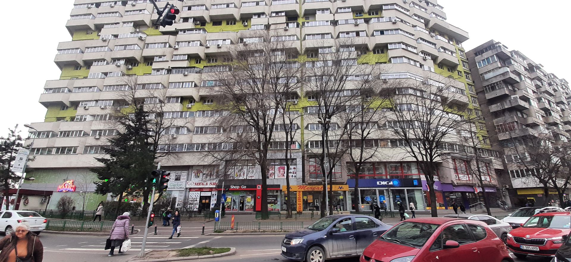 Spatiu comercial de inchiriat pe Soseaua Pantelimon 256 - 130 m2, vedere stradala generala