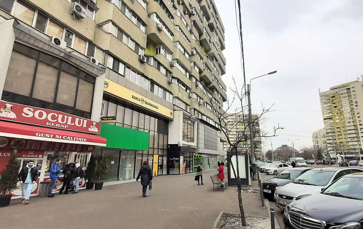 Spatiu comercial de inchiriat pe Soseaua Pantelimon 256 - 94 m2, vedere laterala dreapta