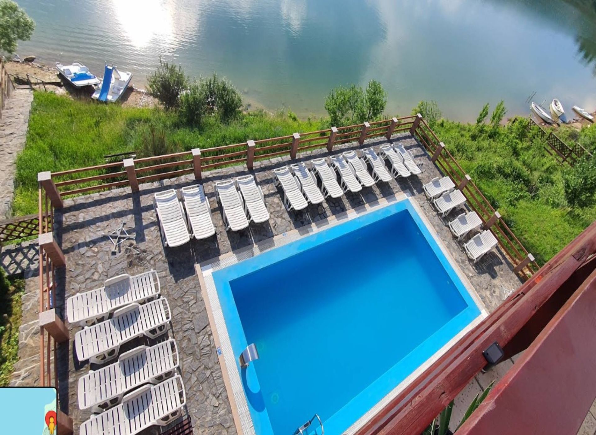 Pensiune la Lacul Cincis Hunedoara 9.jpeg
