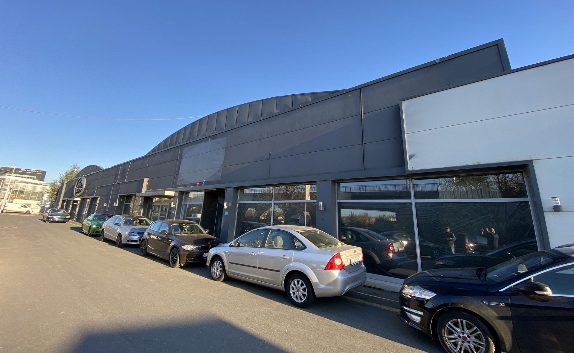 Spatii comerciale de inchiriat in nordul Bucurestiului, Sos. Pipera, vedere fatada spatii 