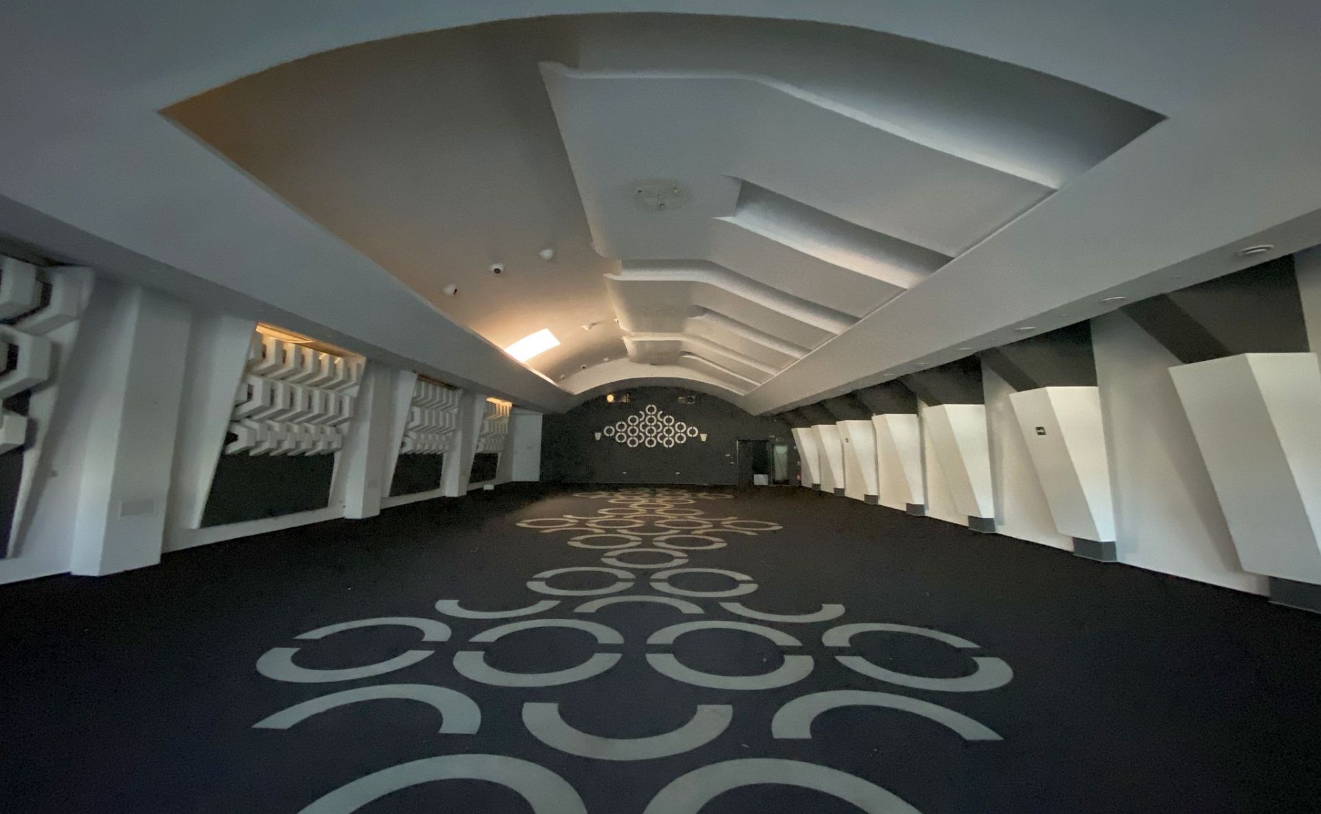 Spatii comerciale de inchiriat in nordul Bucurestiului, Sos. Pipera, cadru interior
