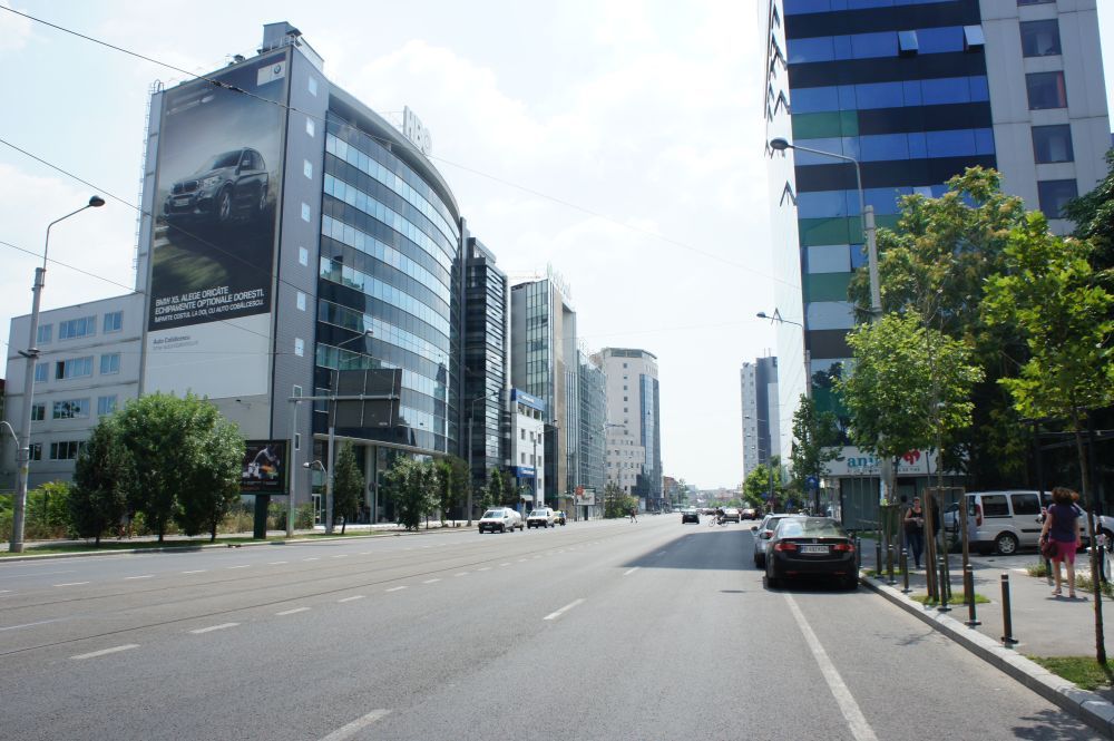 PREMIUM POINT spatii comerciale de închiriat București central Victoriei fotografie stradă Buzești 