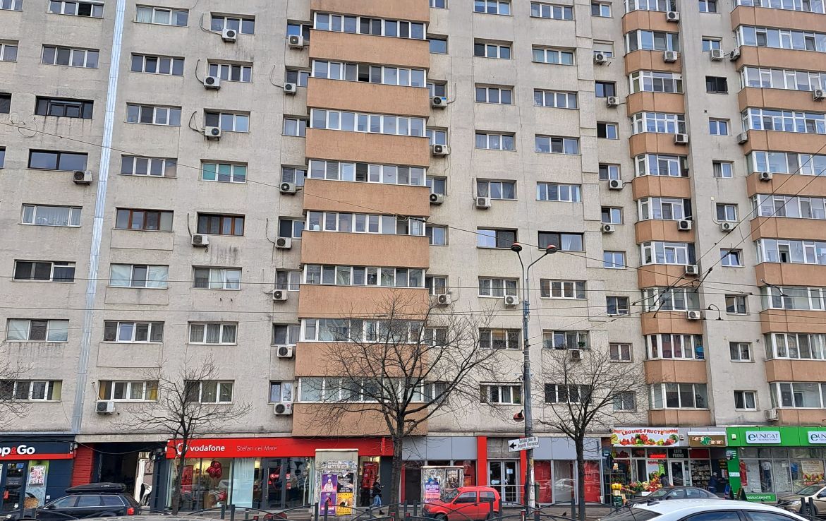 Spatiu comercial de inchiriat in sectorul 2, Soseaua Stefan cel Mare 4, vedere stradala