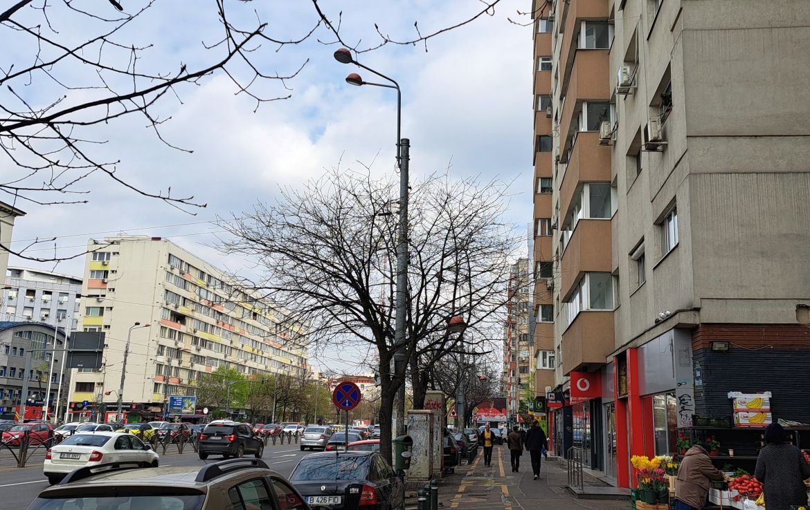 Spatiu comercial de inchiriat in sectorul 2, Soseaua Stefan cel Mare 4, vedere laterala dreapta