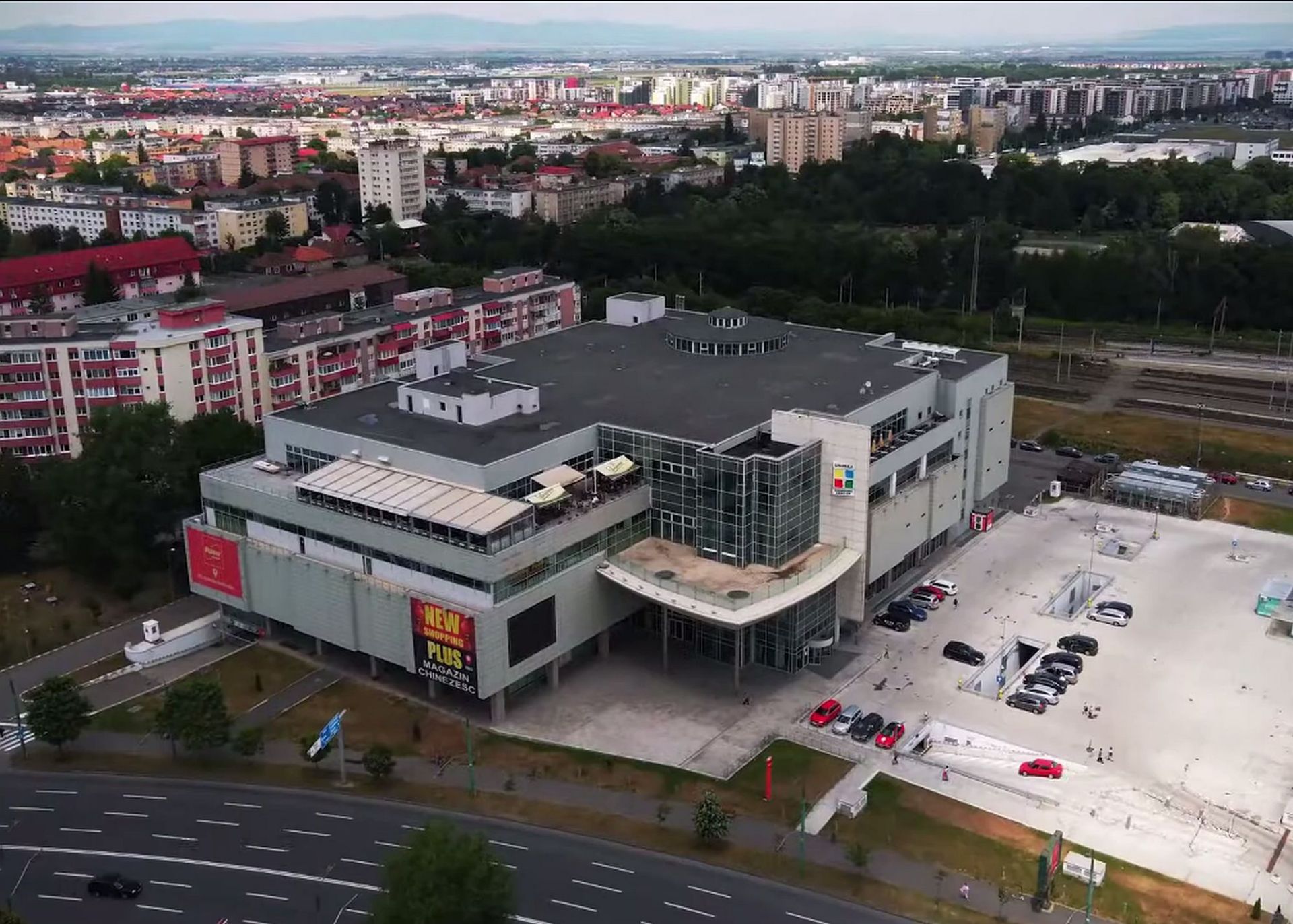Spatii comerciale de inchiriat in Unirea Shopping Center, zona centrala, vedere amplasament 